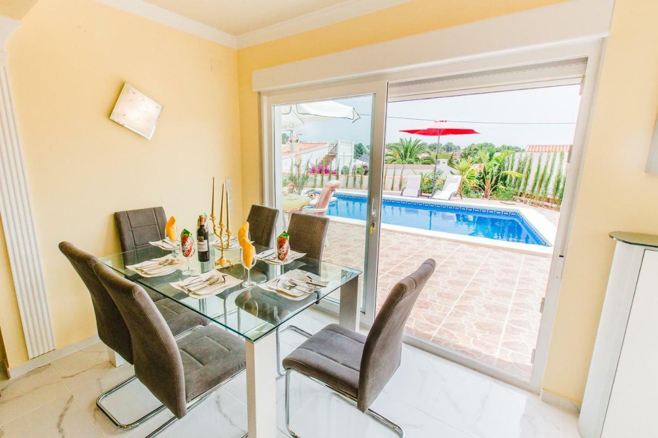 Villa Hayahay With Private Pool & Amazing View Calpe Esterno foto